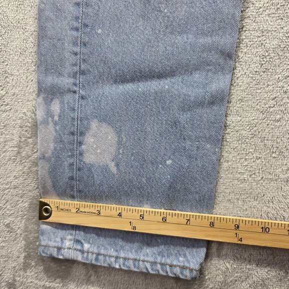 Levis 501 Jeans Mens 33x34 Light Wash Blue Button Fly Straight Leg Paint Stains - Picture 13 of 13